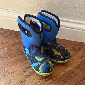 Toddler bogs snow boots great condition